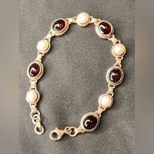 925 Silver Pearl and amethyst bracelet as is